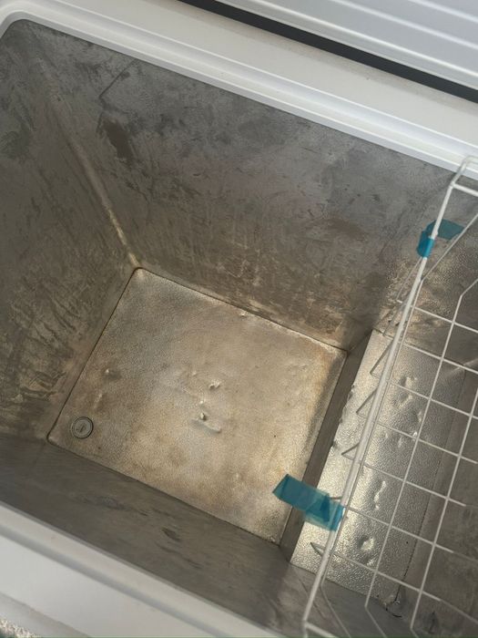 Морозильник Hansa в отличном состоянии