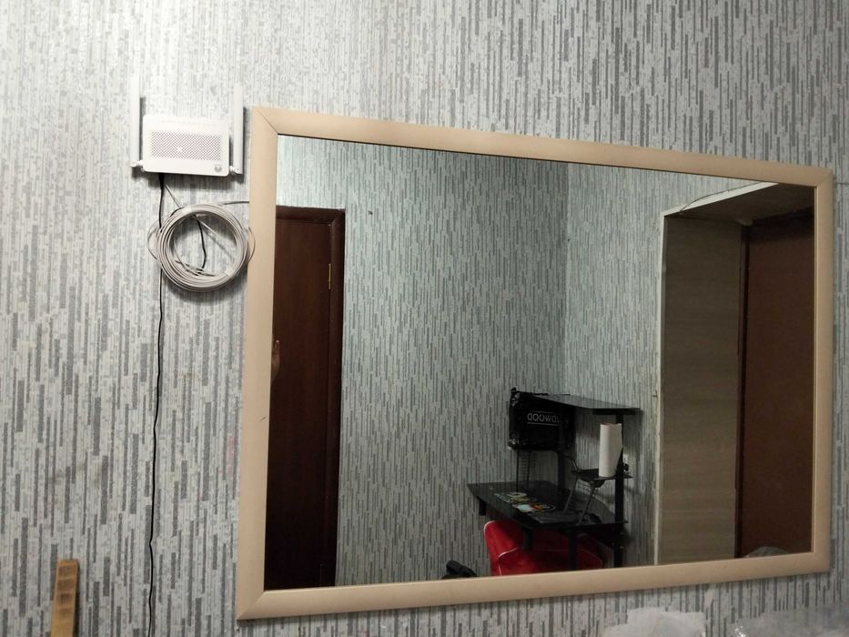 Продается зеркало