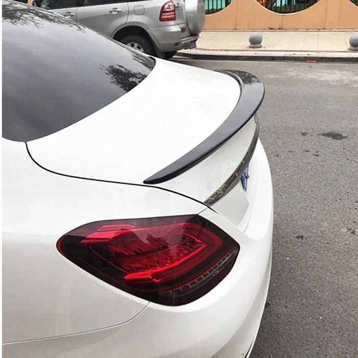 Спойлер за багажник C63 AMG седан за Mercedes C W205 за заден капак