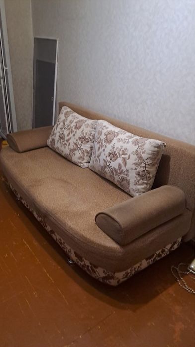 Диван отдам даром