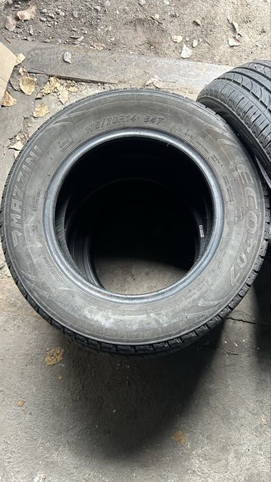 Продам комплект шин