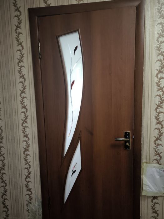 Продам межкомнатные двери
