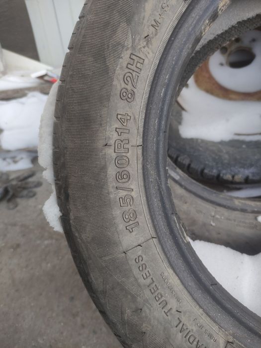 Продам два балона р14