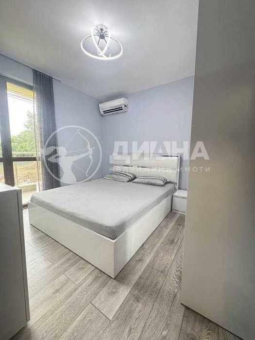 Продава се Тристаен апартамент в Пловдив, Христо Смирненски - 90 кв.м за 1945 €/кв.м - Снимка #6