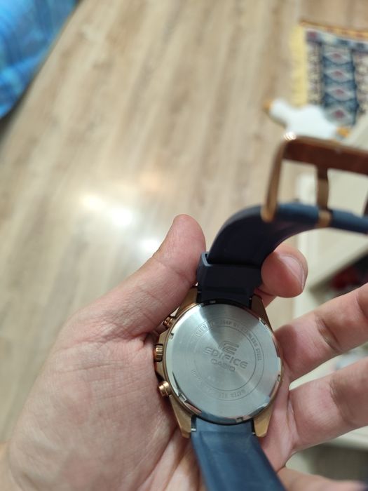 Продам часы Casio edifice