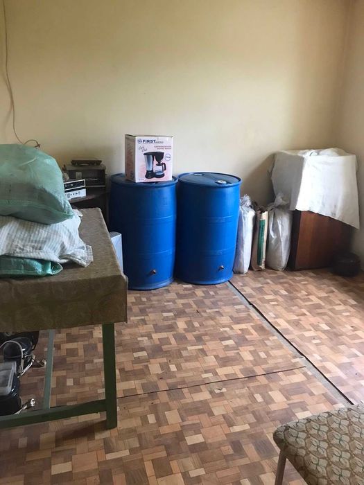 голяма къща с голям двор в с.Татари община Белене