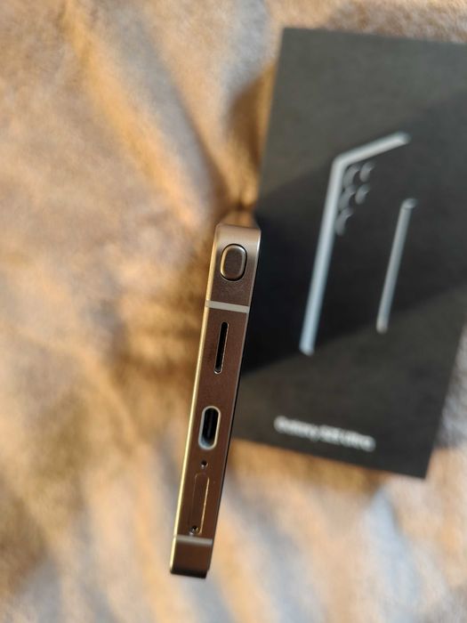 Samsung S25 Ultra Titanium Black în stare perfectă + Apple watch 10 GPS 46 mm NOU Sigilat + 2 curele noi