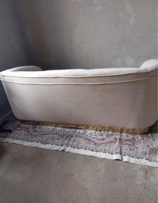 Диван для гостиной