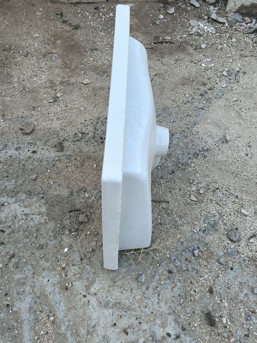 Раковина б/у……..
