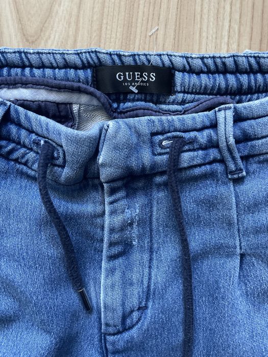 GUESS / мъжки спортни дънки W33