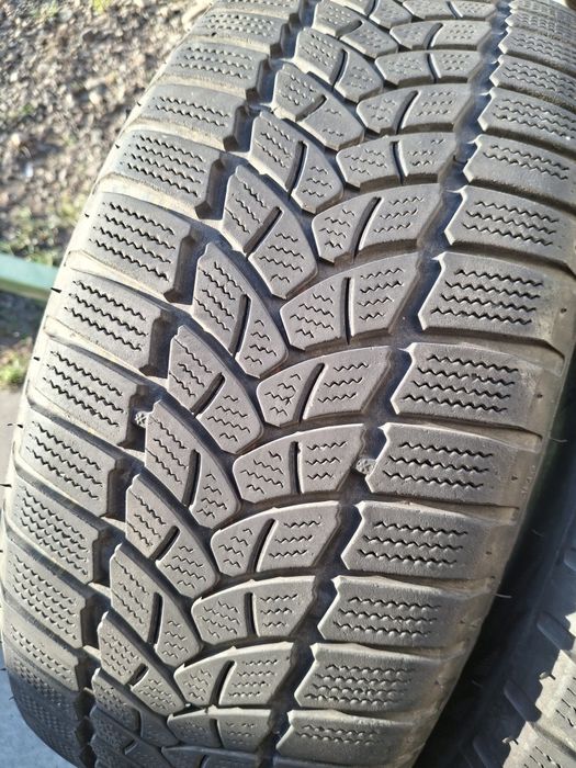 2 Anvelope de iarnă 205 55 r16  Firestone