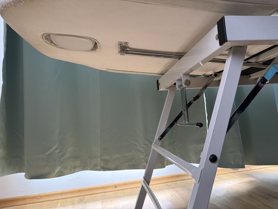 Козметична кушетка