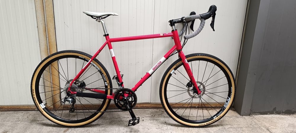 Стоманен гравел велосипед breezer