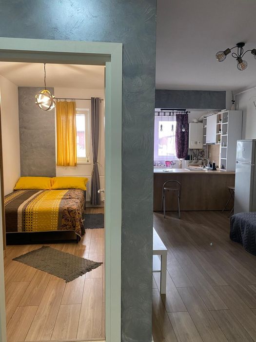 Inchiriez apartament doua camere