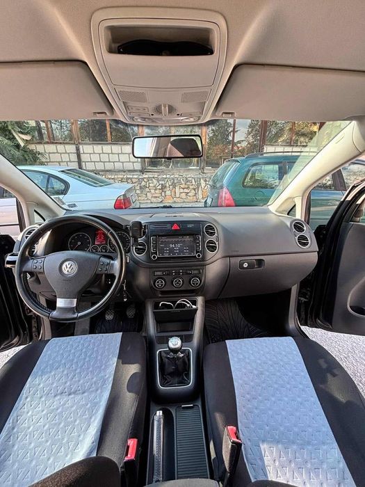 Голф Плюс 1.4 tsi