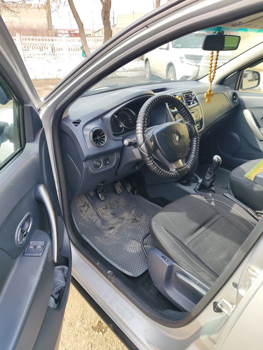 Рено Сандеро Степвей 2015