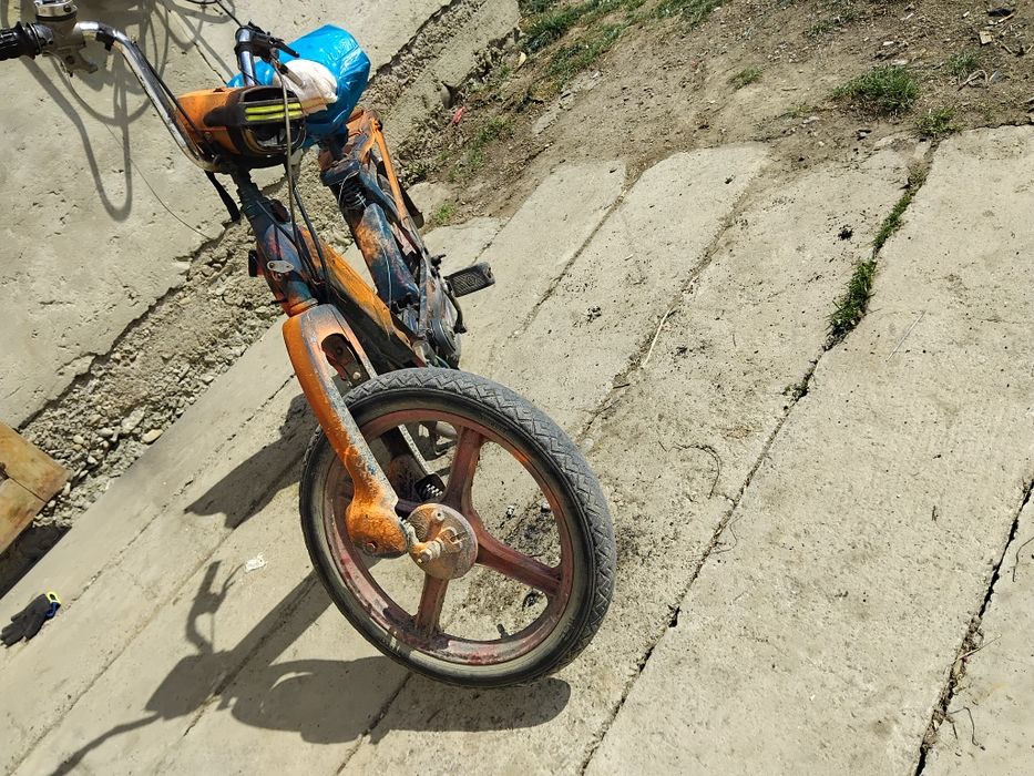 Vând moped fără fullie