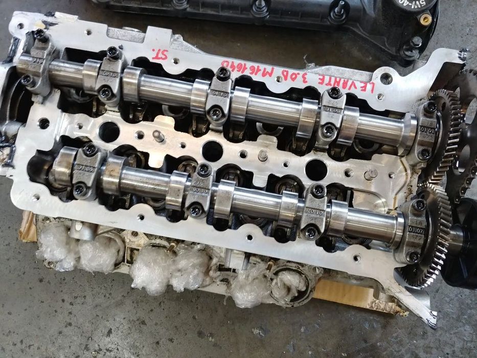chiulasa stanga 3.0 d m16164d  maseati levante 90352085g