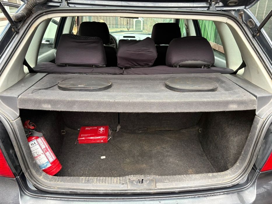 Vând Polo 1.4 Benzina 2003