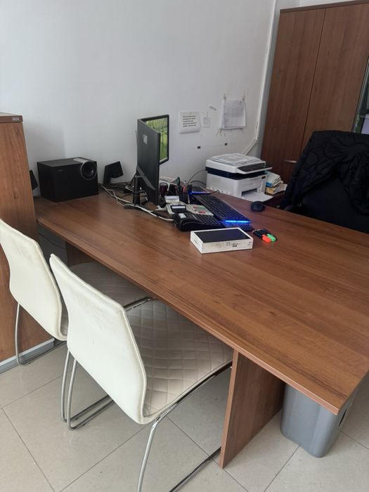 Запазени мебели от дърво