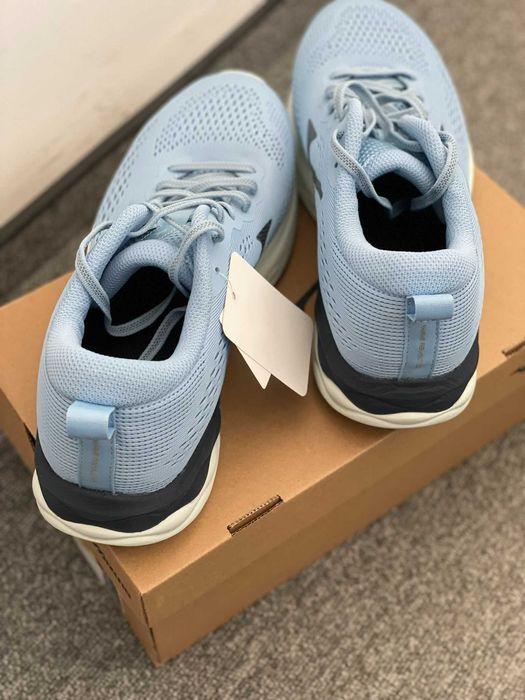 Mizuno Обувки за бягане Wave Revolt 2, 40 EU