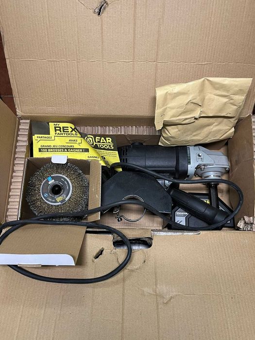 Fartools REX 120 Mașină de șlefuit pentru renovare exterioară 1300 W Negru