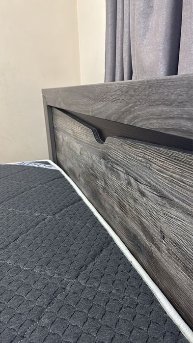 Кровать без матраса СРОЧНО‼️‼️