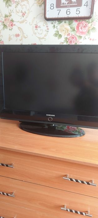 Продам телевизор бу