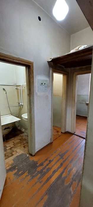 Троицкда высокопотолочный, кирпичный 2х без ремонт