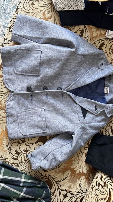 Продам комбез и костюмы