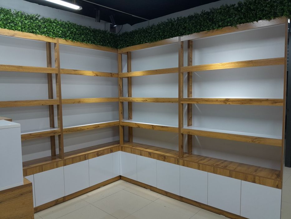 Тайёр полка сотилади. Холати янги. Аптека ва магазин учун мос келади.