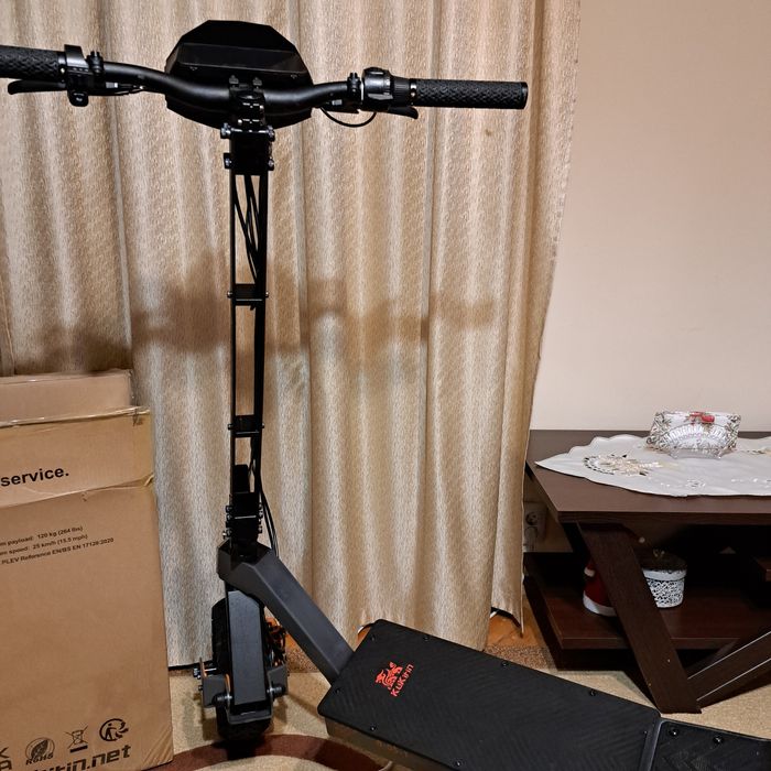 Vând Trotinetă kukirin G4