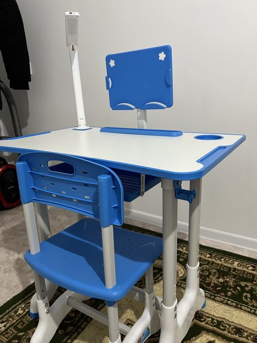 Продается Парта и стул