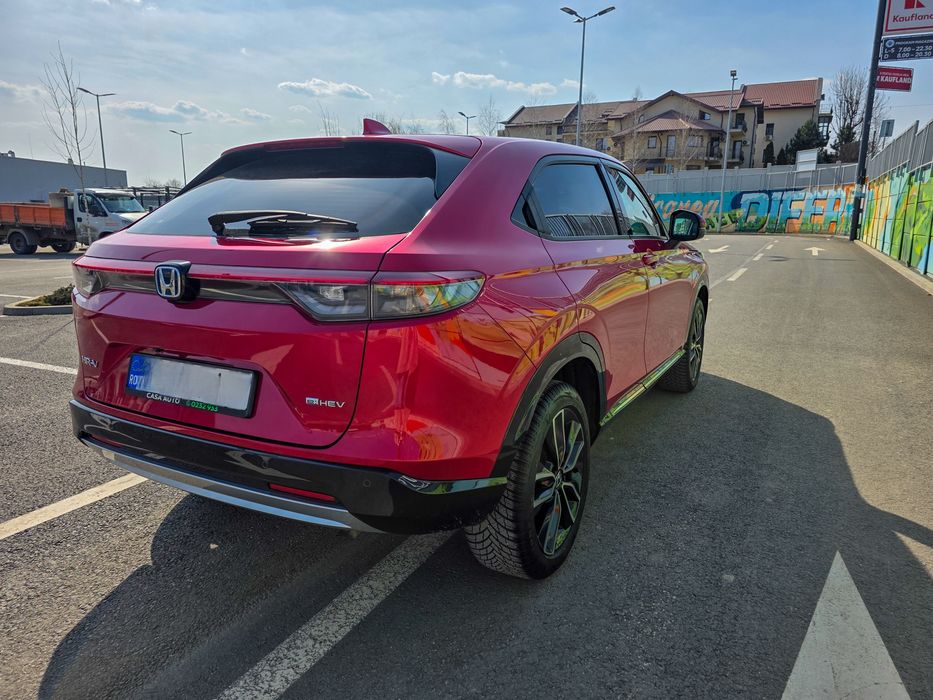 Honda HR-V e:HEV 2023, motor 1.5, 131CP, 34.000 km