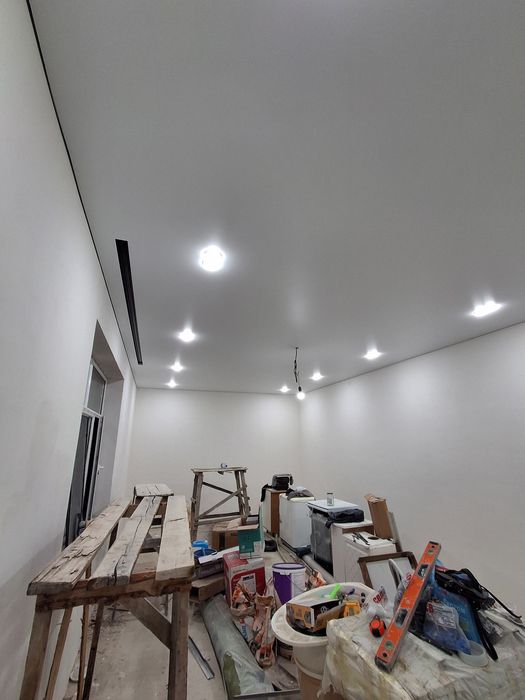 Натяжные потолки