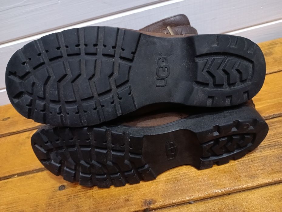 UGG кожени ботуши N40- 29 лв