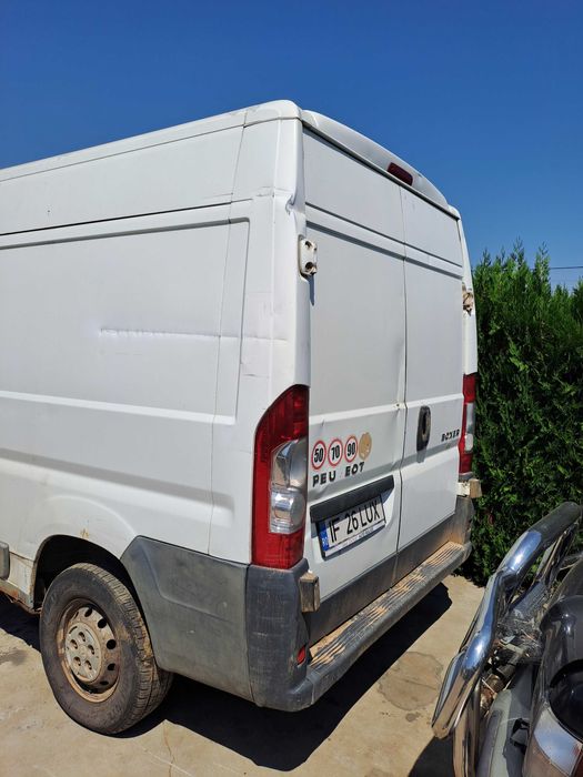dezmembrez peugeot boxer 2011 diesel 2.2 frigorific