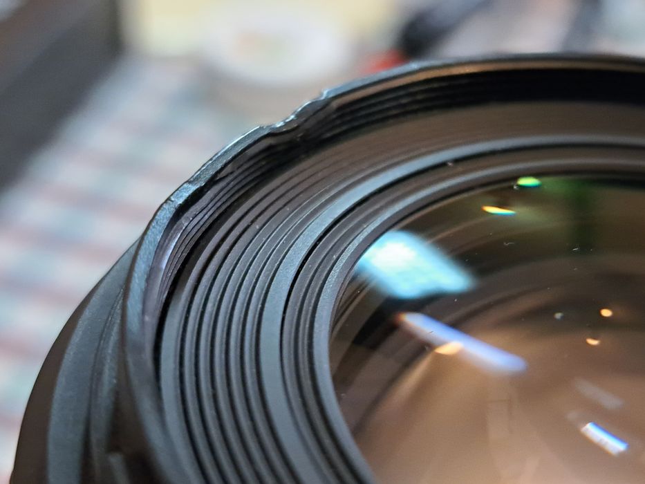 Sigma 105 f2.8 macro Nikon in stare bună