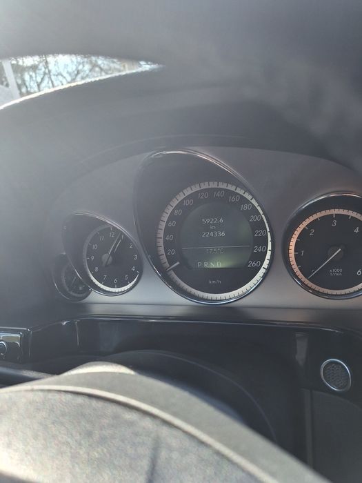 Mercedes 220 AMG Pack