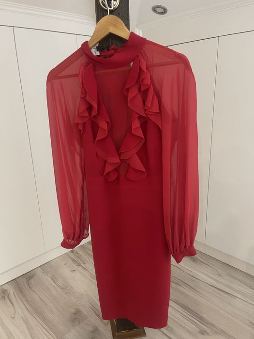 Лот рокли в червено