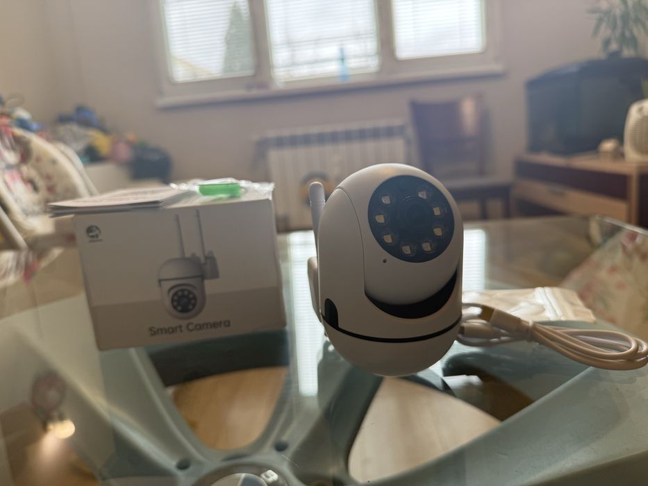 Смарт Камера/нощно виждане/HD/wifi/32gb памет