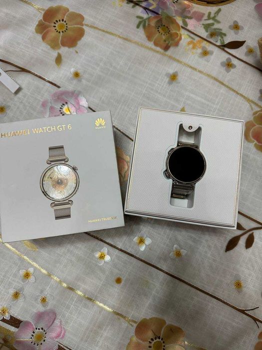 Продам часы HUAWEI WATCH GT6 GOLD в новом состоянии