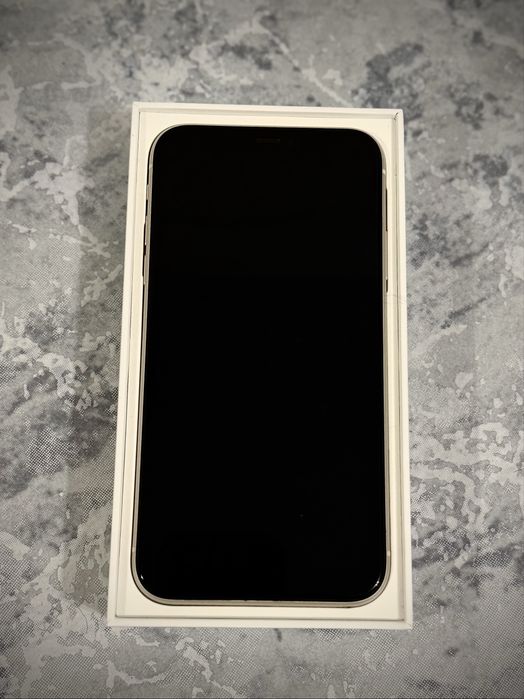 Iphone 11 , 64GB