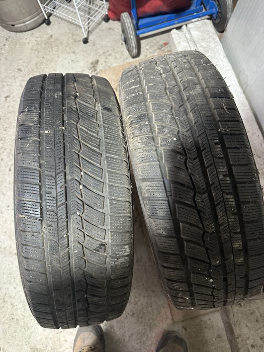 Vand 6 anvelope c ,4AT pentru Land cruiser si 2 pentru Duster aproape noi 215/65/16