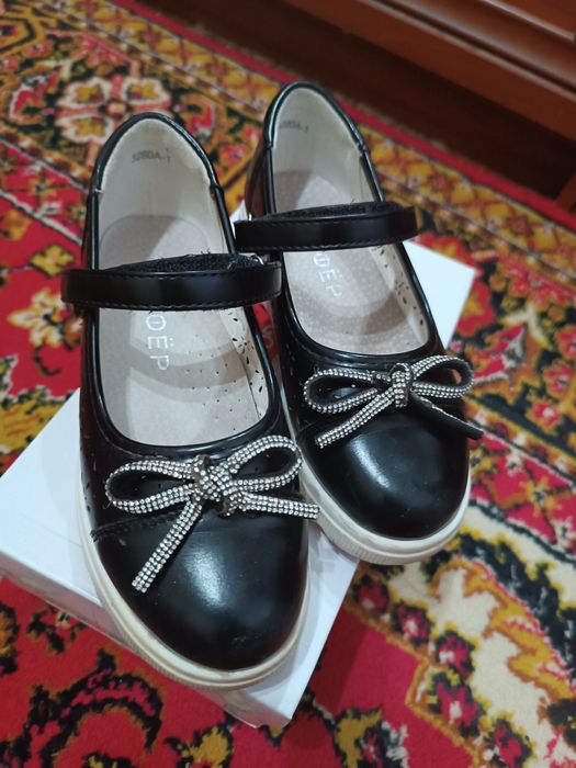 Туфли школьные для девочки!