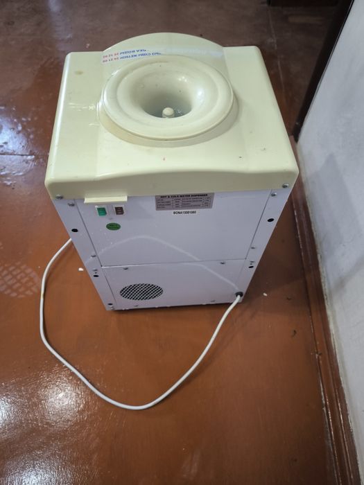 Диспенсор сатылады