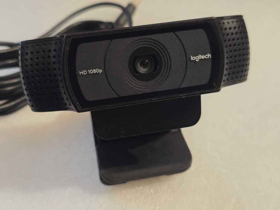 Camera web Logitech HD Pro C920, Full HD, Negru, Microfon - poze reale