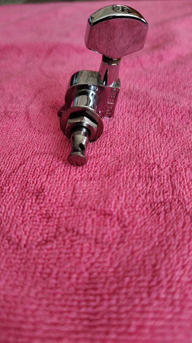 ключове за китара тип Strat ...