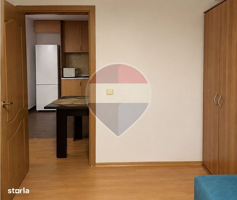 De vanzare, 3 camere Rin Grand