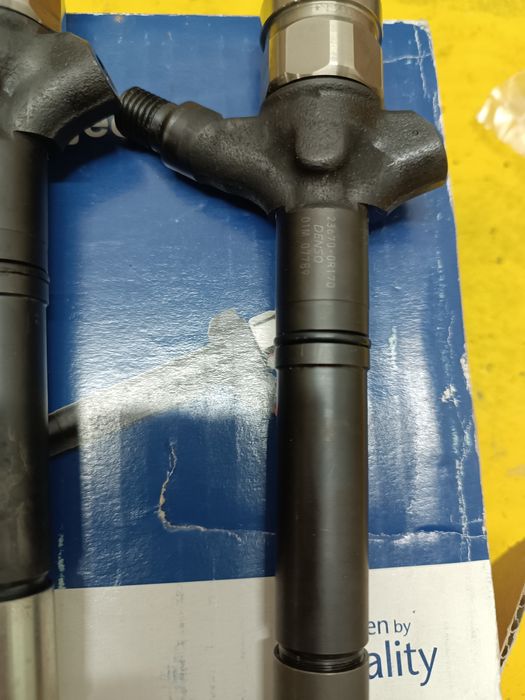 Дюзи Тойота Корола версо 2.2 136кс